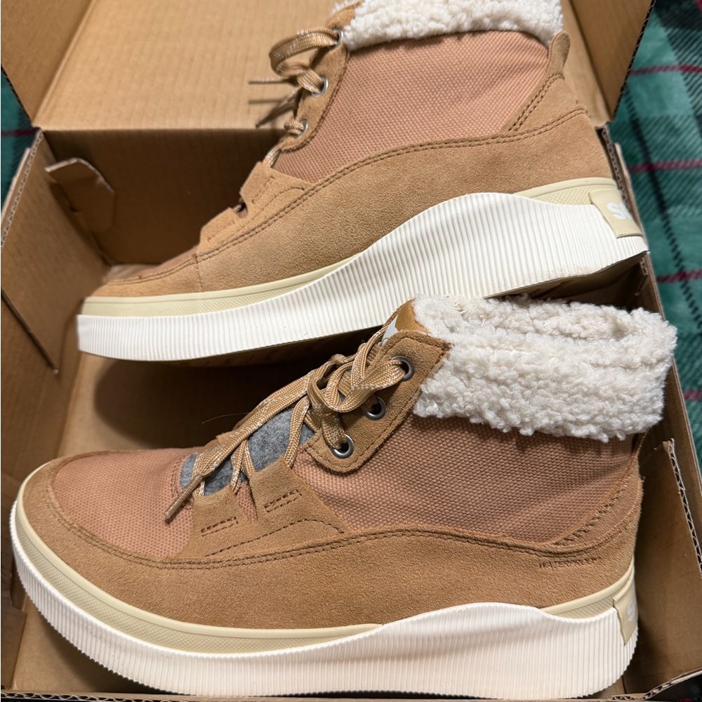 Sorel Buff and Honey White Mid Sneaker